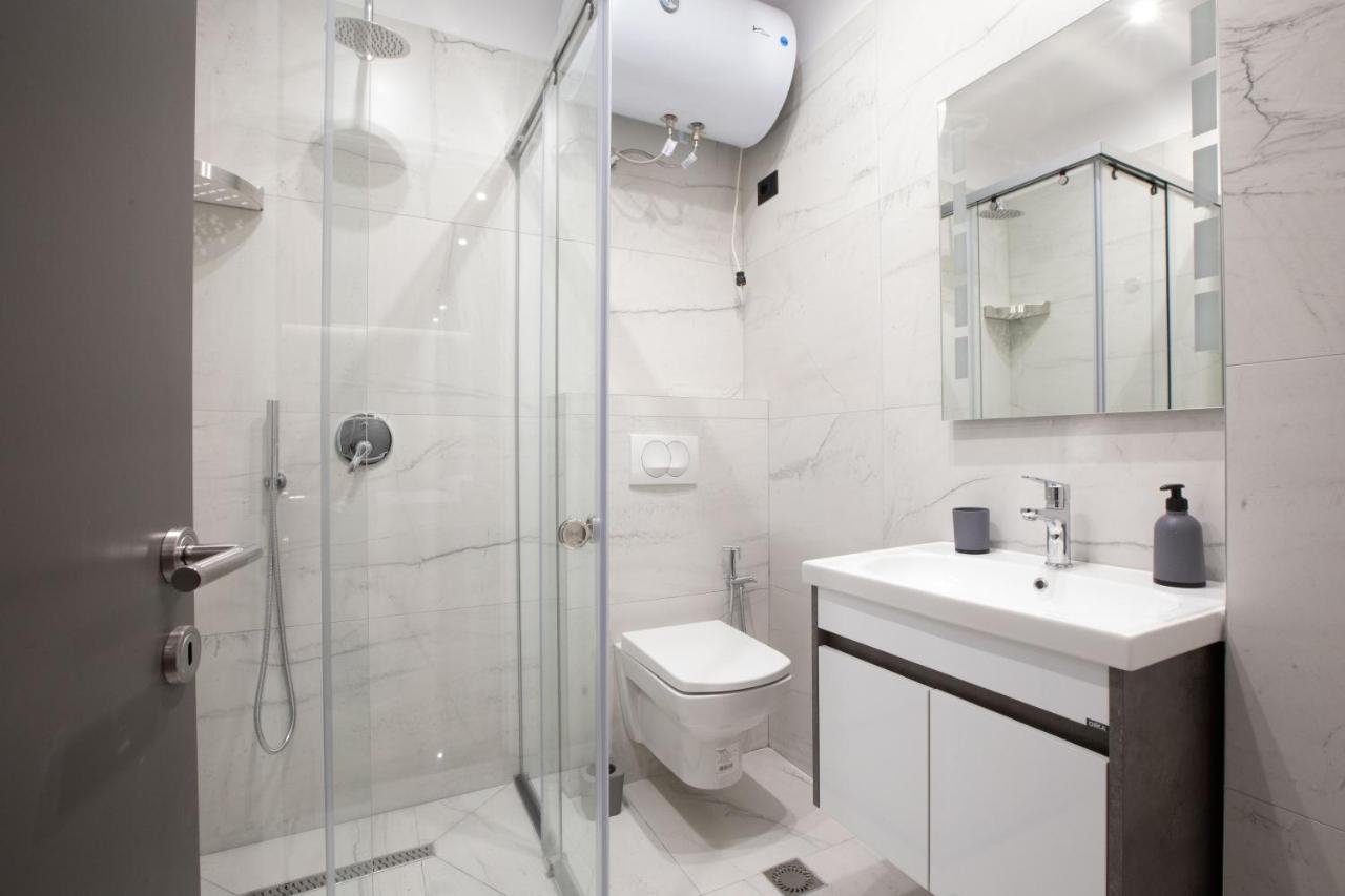 Apartament Dea's